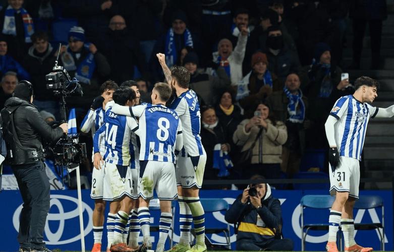 西甲最新积分战报：皇马狂轰5球，马竞翻车，塞维利亚惨败