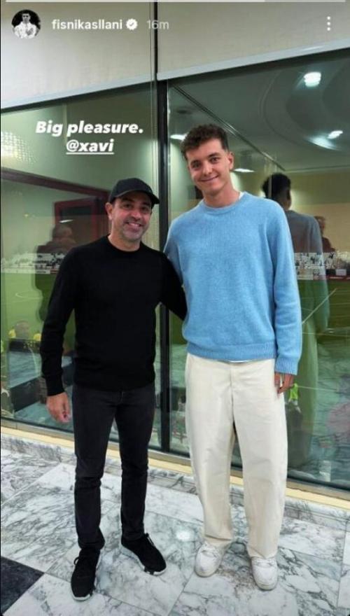 现场观战加泰德比，巴萨绯闻前锋阿斯拉尼晒自己看球的照片