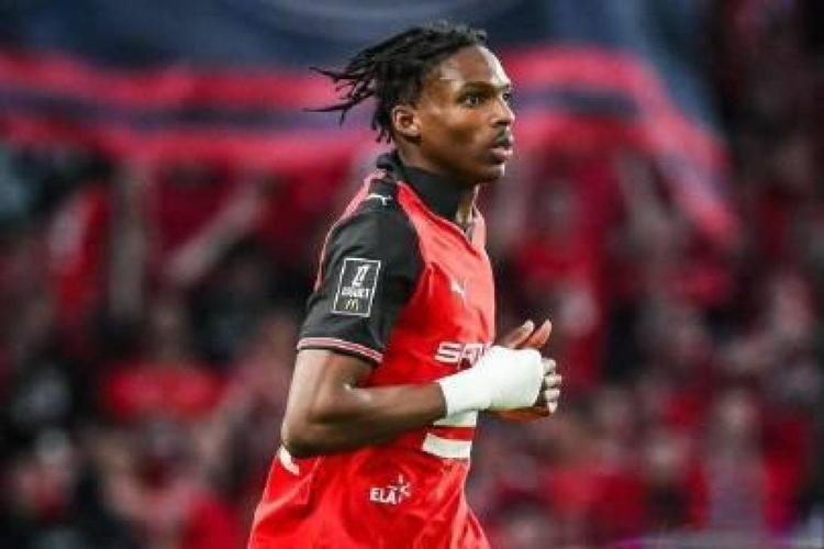 【球探报告】上限范戴克？雅凯为何让利物浦豪掷7000万预定