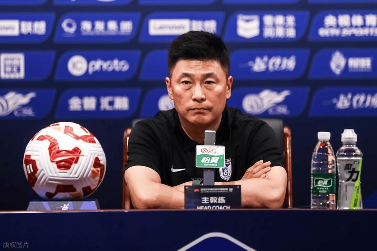 当中超教练是什么感觉？英博发布李国旭第一视角训练视频