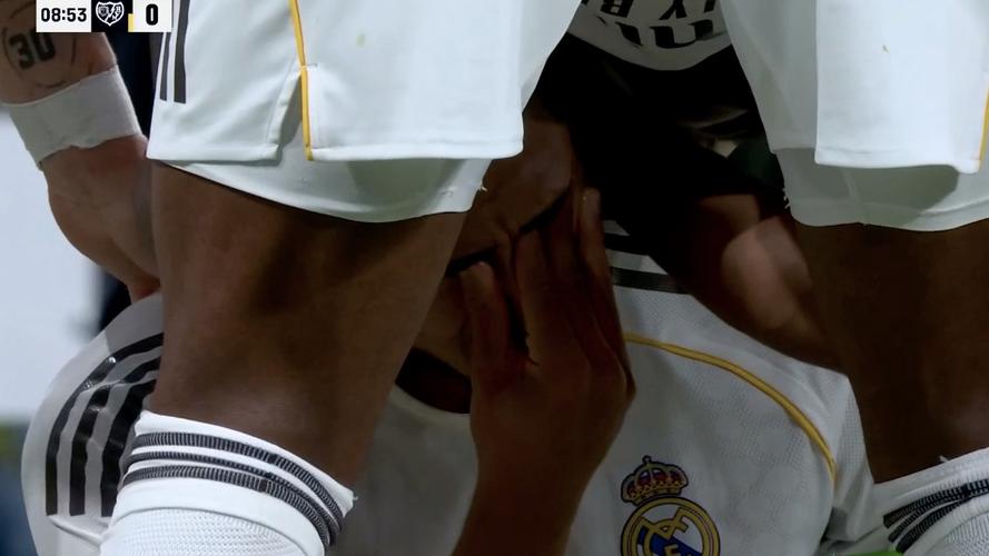 TA：贝林厄姆遭遇左腿腿筋伤势，正等待检查评估伤情